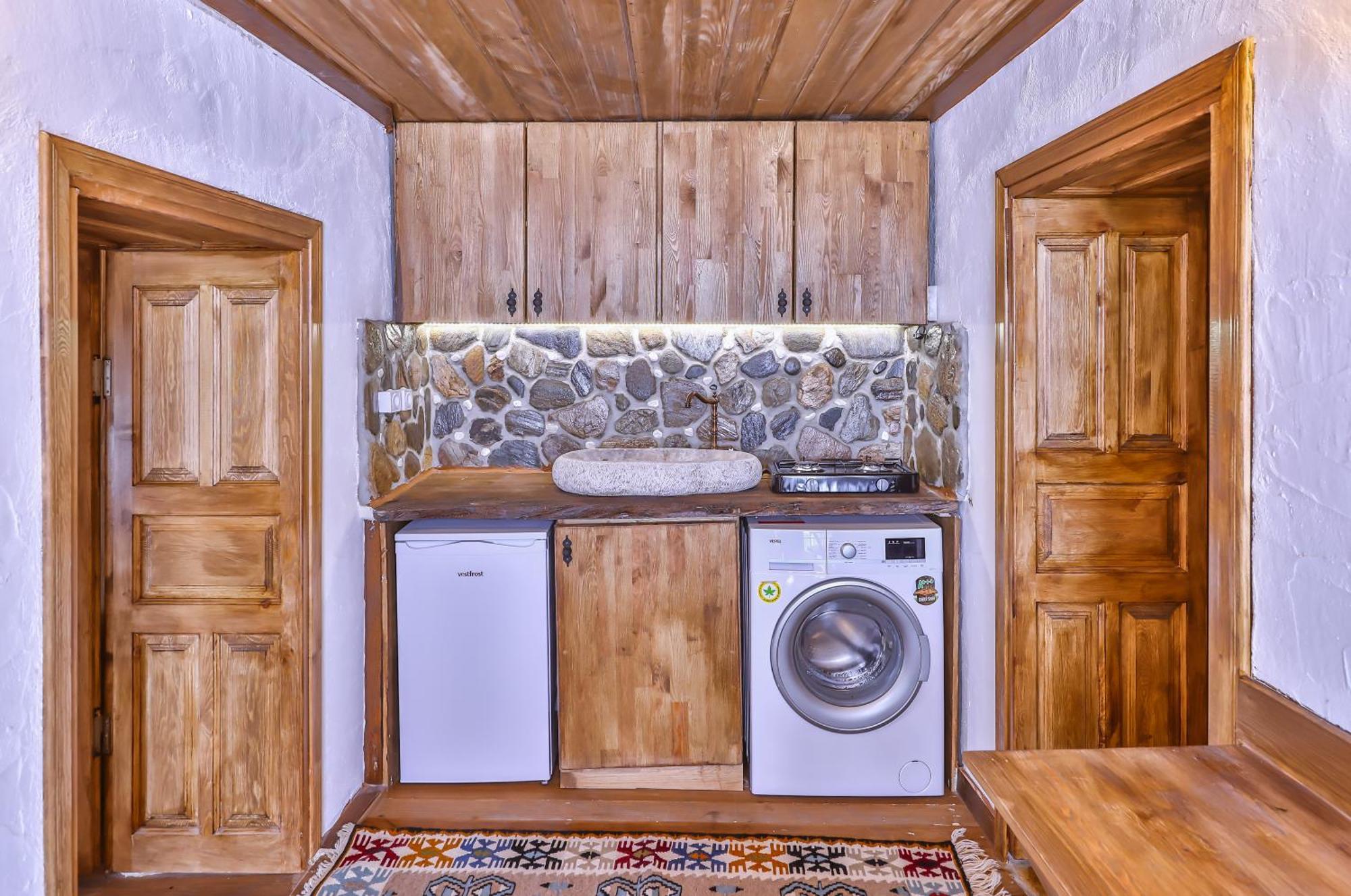 Agach Aparts-Savran Milas Bagian luar foto