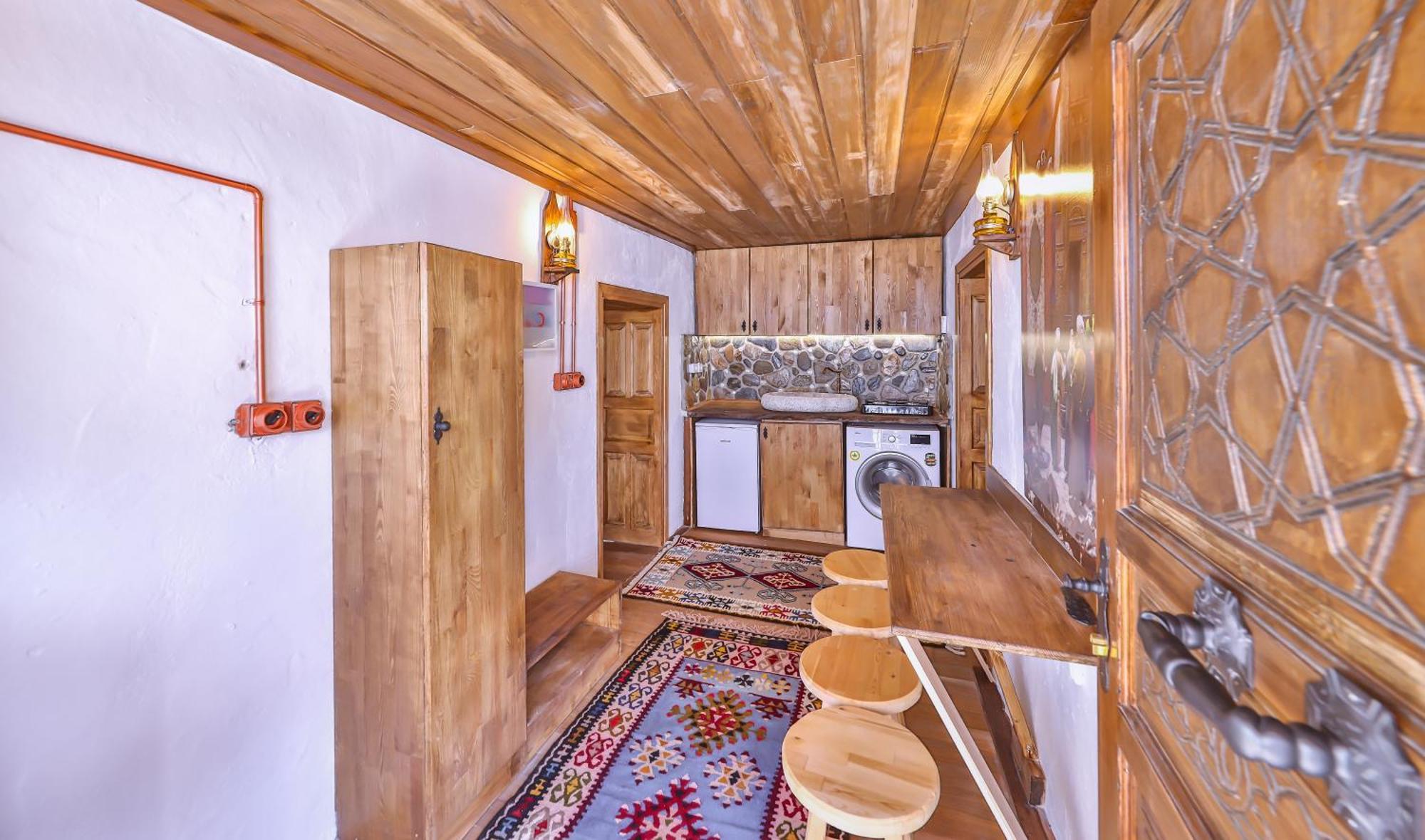 Agach Aparts-Savran Milas Bagian luar foto